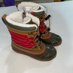Land’s End Sherpa-lined boots